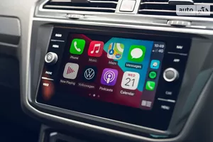 Apple CarPlay / Android Auto